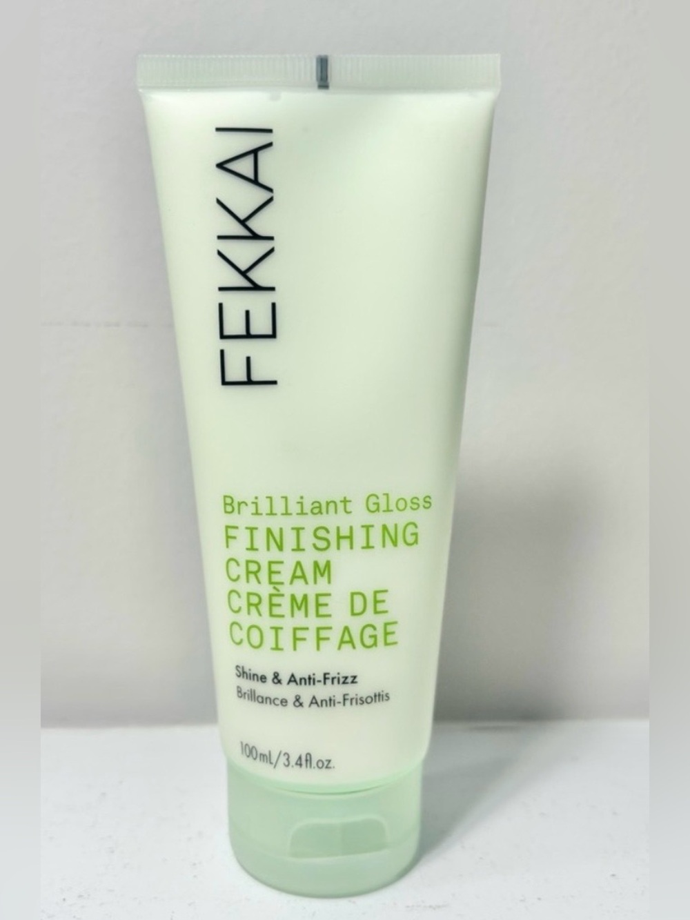 Fekkai Brilliant Gloss Finishing Cream - shine and anti frizz treatment